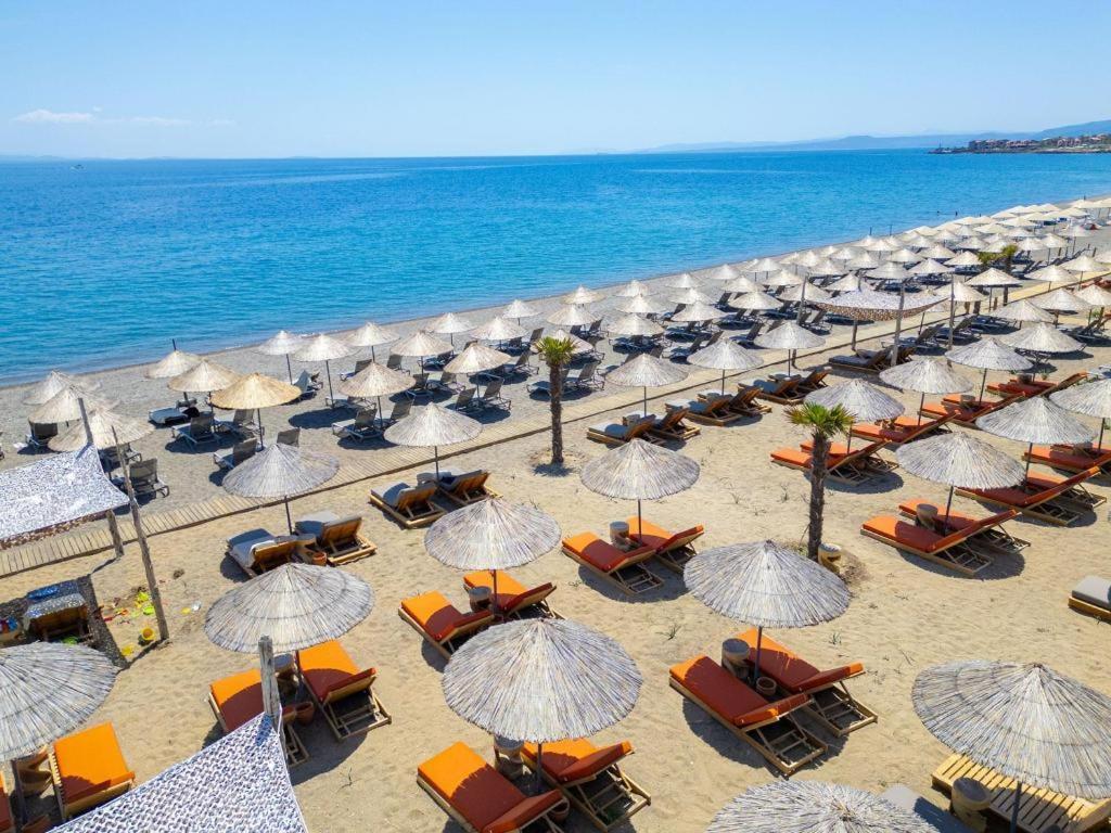 Club Kavala Beach Hotel Assos Esterno foto